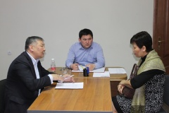 Первый заместитель Главы Администрации г. Элисты Денис Ишкеев провел очередной личный прием граждан