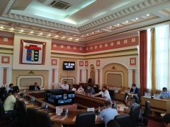 Депутаты Элистинского городского Собрания сегодня рассмотрели пять вопросов на внеочередном 14-м заседании