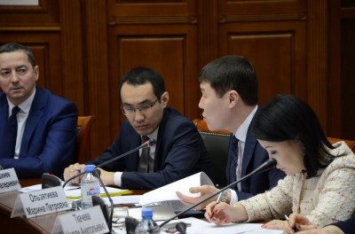 Глава Администрации города Элисты Окон Нохашкиев принял участие в совещании по вопросу внедрения новой системы обращения с ТКО