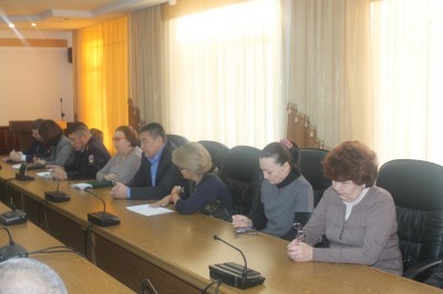 Сегодня в городской администрации состоялась еженедельная городская планерка под председательством заместителя сити-менеджера Бадмы Манджиева.