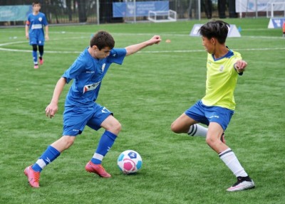 Детская футбольная команда из Элистинской многопрофильной гимназии «Чингисхан» принимает участие во Всероссийской Школьной футбольной лиге РФС.