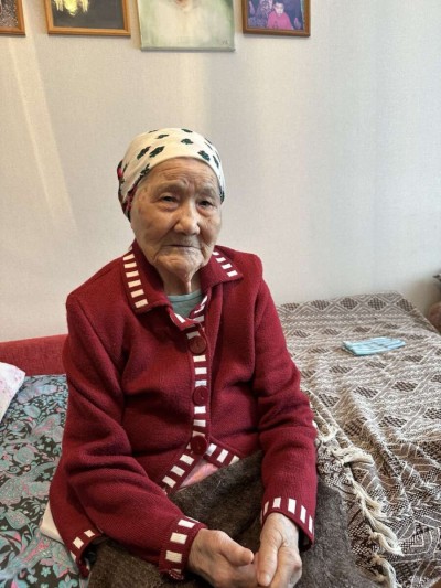 Сегодня свой 95-летний юбилей отмечает элистинка Татьяна Ивановна Шарапова
