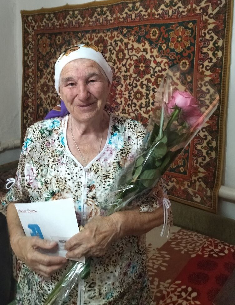 Сегодня свой 90-летний юбилей отмечает элистинка Мария Петровна Колесникова.